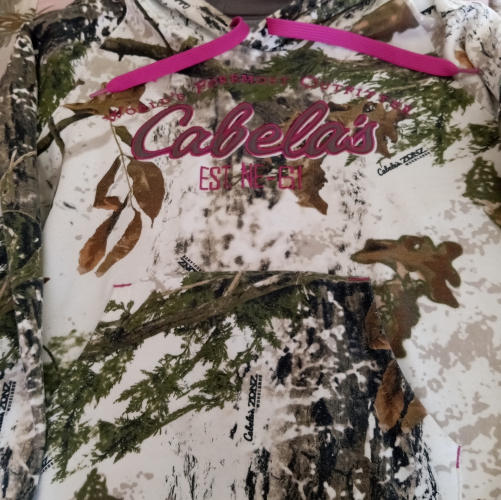 Cabela's hoodie XL